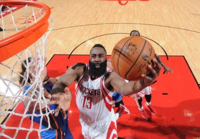 SIN BIVŠE ZVIJEZDE NBA OPTUŽIO KOŠARKAŠA: Harden organizovao pljačku zbog kritika na Facebooku?!