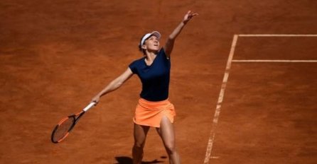 WTA TURNIR RIM: Simona Halep prva finalistica