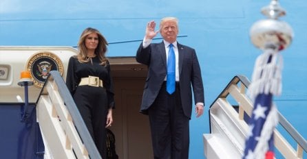 Melania Trump u Saudijskoj Arabiji bez tradicionalne marame