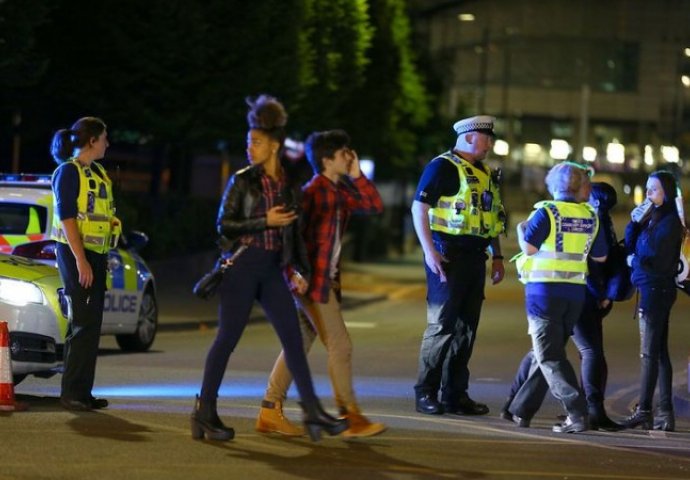 Objavljena prva fotografija napadača iz Manchestera: Ovo je krvnik koji je usmrtio tinejdžere! (FOTO)