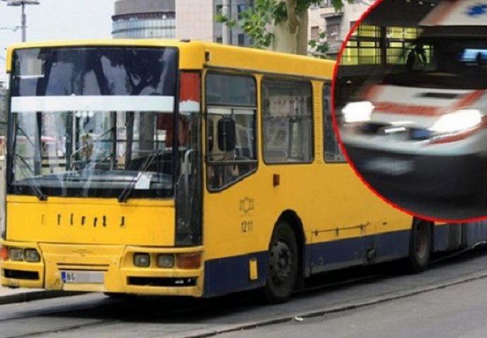 Žena preminula u autobusu u Beogradu: Ljudi uspaničeno izletjeli napolje