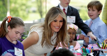 RUKOPIS MELANIJE TRUMP OTKRIO ZASTRAŠUJUĆE DETALJE O NJENOJ LIČNOSTI: Sad je jasno kakav je život PRVE DAME!