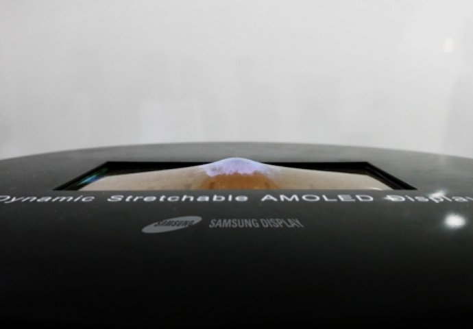 Samsung predstavio prve OLED ekrane koji se mogu savijati i rastezati u oba smjera