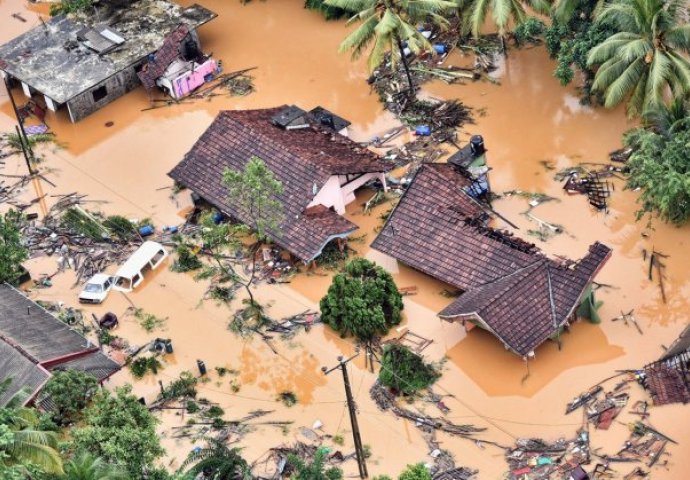 Novi bilans žrtava poplava na Šri Lanki: 164 mrtvih i više od 100 nestalih