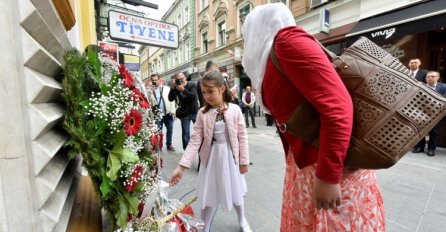 Odata počast Sarajlijama stradalim prije 25 godina u ulici Ferhadija