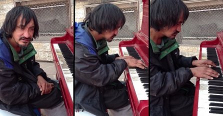 30 godina je beskućnik, a kada je sjeo za klavir nešto magično se desilo (VIDEO)