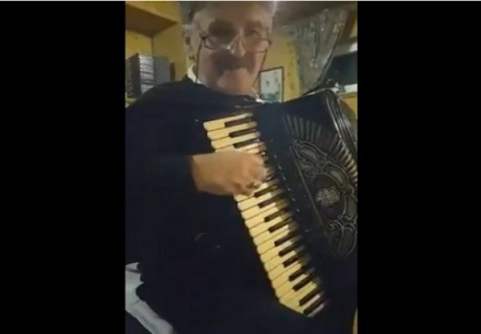 Majstor Konjica oduševio: Kad je Bosanac uzme u ruke harmoniku odagnat će vam sve muke (VIDEO)