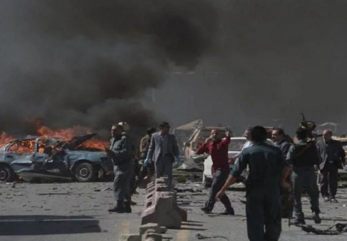 Od eksplozija u Kabulu poginulo najmanje 12 osoba