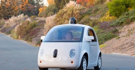 Budućnost javnog prevoza: Googleov prototip samovozećeg automobila?