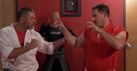Ovaj majstor borilačkih vještina će vam pokazati kako udariti nekog 100 puta u jednoj sekundi (VIDEO)