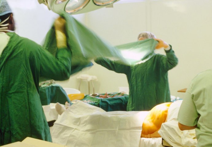 Ljekari su mi rekli da moram na carski rez: Kada su me otvorili - bebe tamo NIJE BILO i uslijedilo je IZNENAĐENJE