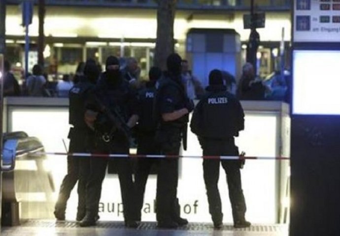Novi detalji napada u Münchenu: Mlada policajka ranjena u glavu, ljekari se bore za njen život