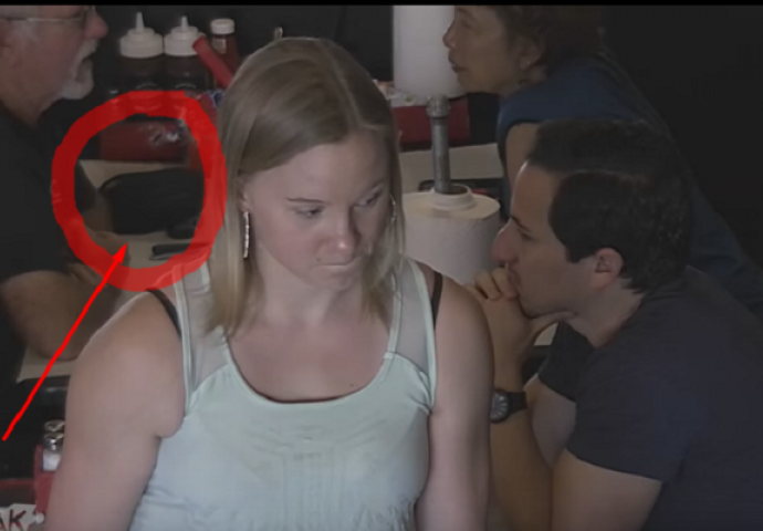 Ova konobarica je mislila da je uobičajan dan, sve dok nije počelo da joj se dešava ovo! (VIDEO)