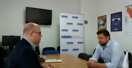 Moore: Srebreničani imaju našu podršku