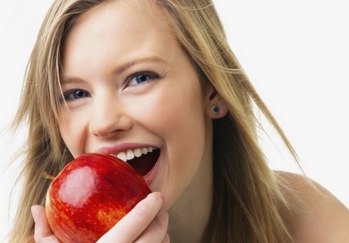 RIJEŠEN MISTERIJ:  Treba li uvijek prije jela prati jabuke?!