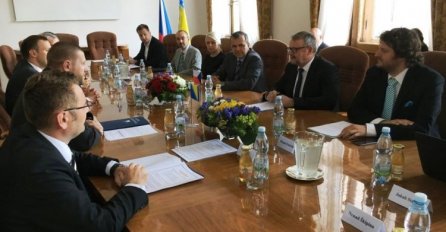 Ministri Jusko i Ťok potpisali inicijativu o saradnji u oblasti zrakoplovstva