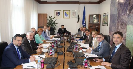 ODLUČENO: Poništena odluka o poskupljenju grijanja