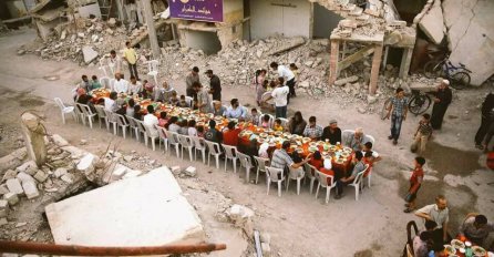 PRKOSE RATU: Iftar u Siriji kroz fotografije