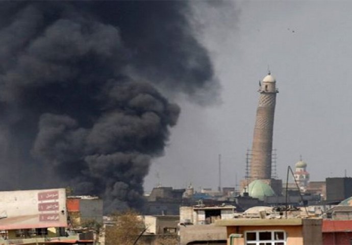 Islamska država srušila džamiju u kojoj je Bagdadi proglasio kalifat 