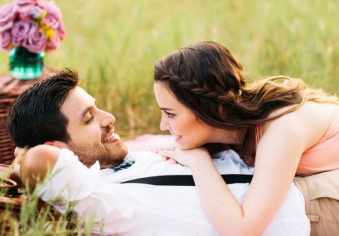4 sitnice zbog kojih će se muškarac iznova zaljubiti u vas