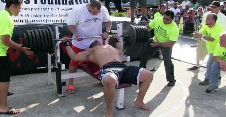Bilder htio na benču dignuti nevjerovatnih 330 kila, pogledajte sami kako je prošao (VIDEO) 