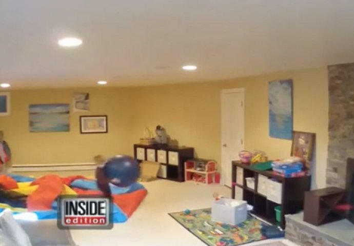 Ostavili su svoju djecu samu sa dadiljom, a ono što je nadzorna kamera snimila je noćna mora roditelja! (VIDEO)