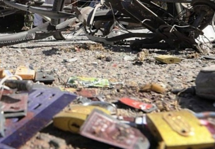 TRAGEDIJA U PAKISTANU: Djeca se igrala, pa izginula od eksplozivne naprave