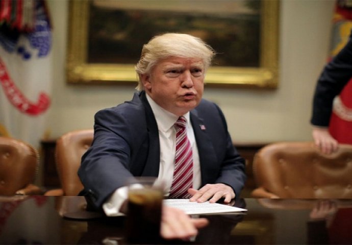 Donald Trump prekinuo tradiciju iftara u Bijeloj kući