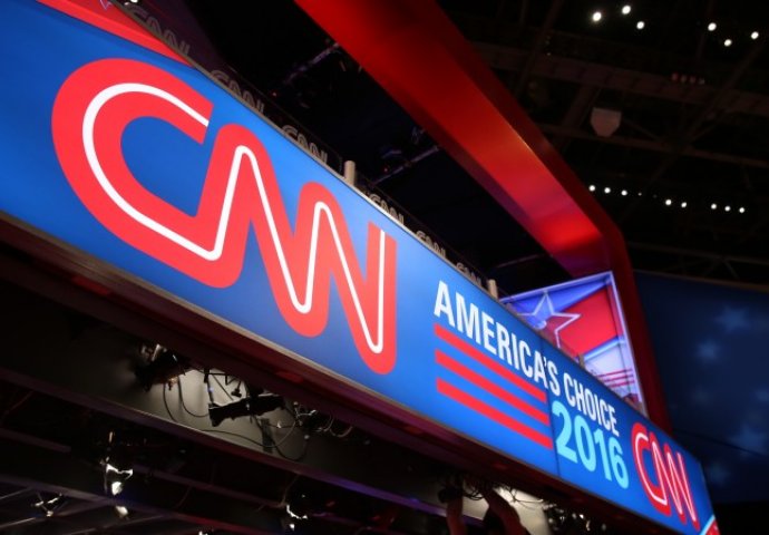 Tri novinara CNN-a dali ostavke nakon povlačenja teksta o "ruskim" vezama Trumpa