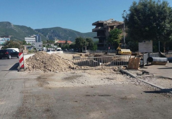 HRS o radovima u Mostaru: Inspekcije i građani šute, nedužni gube živote