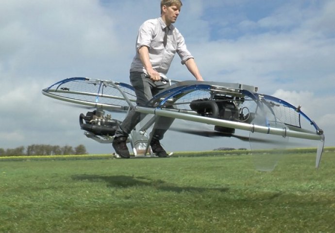 Izum koji je zapalio internet: Britanac napravio prvi dron za ljude! (VIDEO)