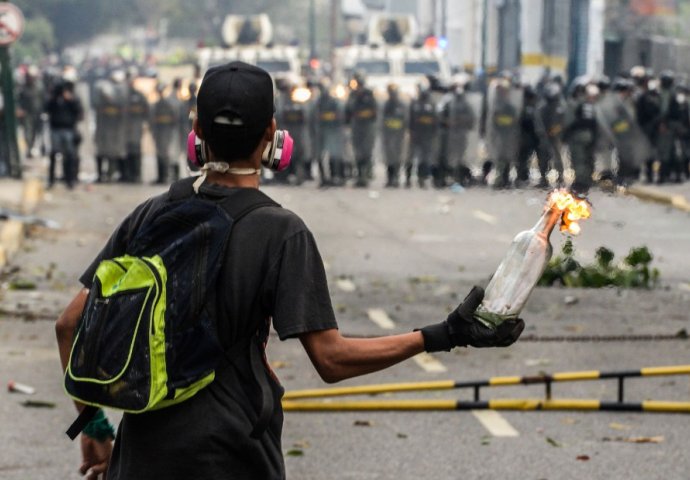 Nove žrtve u Venecueli, četvero poginulo na protestima