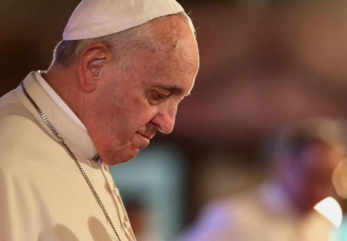 Papa Franjo zabrinut zbog  'vrlo opasnih saveza': Sile imaju iskrivljenu viziju svijeta