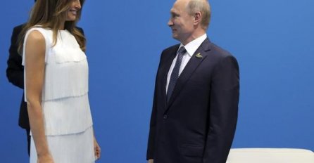 O OVOME SVI PRIČAJU: Pogledajte šta je Putin radio s Melanijom dok Trump nije gledao (VIDEO)