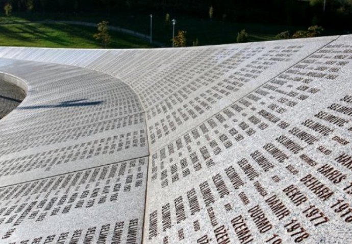 Šetnja 'Kakanj za Srebrenicu' u počast žrtvama genocida