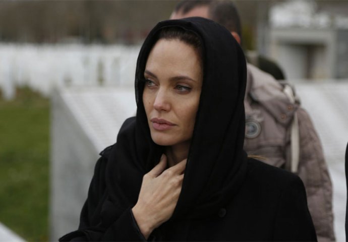 Angelina Jolie u Londonu govori o Srebrenici
