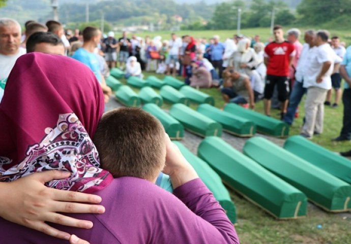 U Potočarima ukopana 71 žrtva srebreničkog genocida