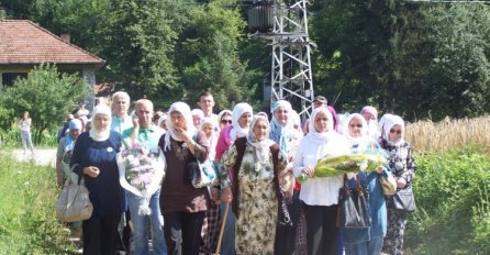 Majke Srebrenice obilaze najveća stratišta Bošnjaka