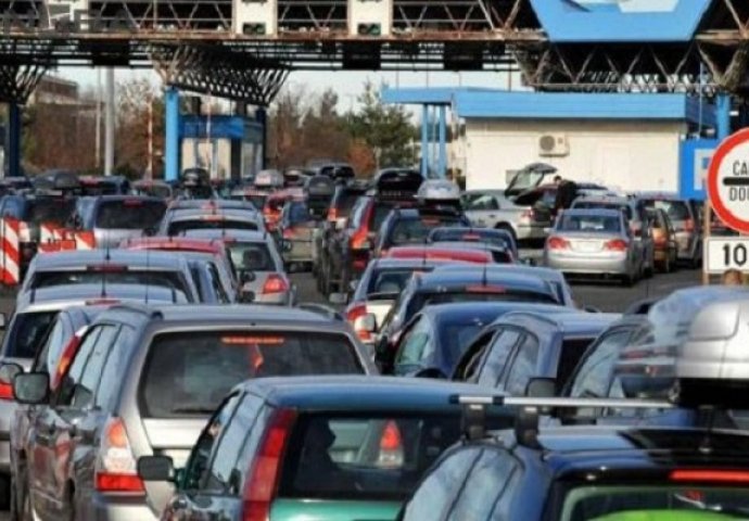 Pojačana frekvencija vozila na graničnim prijelazima Doljani i Bijača