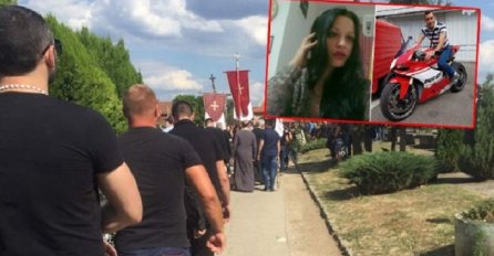 Velika tragedija: Irena i Veljko sahranjeni jedno pored drugog, njegovi drugovi nosili majice sa natpisom 'Zauvek sa nama'
