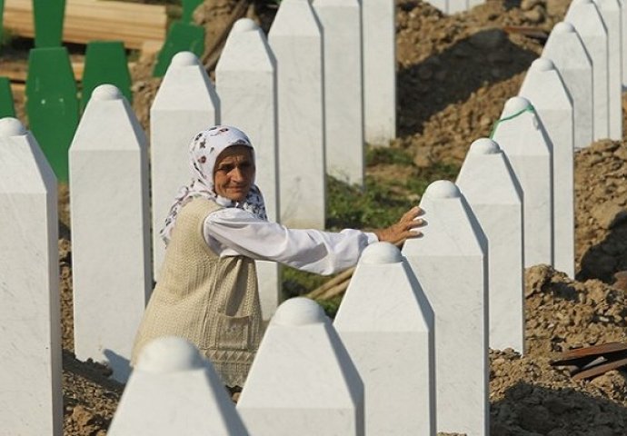 U Prijedoru pokopani ostaci 23 Bošnjaka ubijena 1992. u srpskoj agresiji