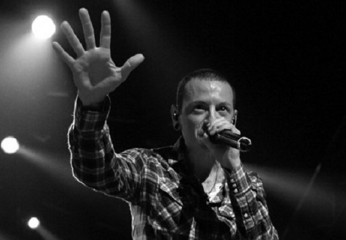 TRAGEDIJA: Pjevač Linkin Parka pronađen obješen!
