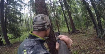 Čovjek je čuo neobične zvukove u šumi. Kad je prišao bliže, zatekao je užasan prizor! (VIDEO)