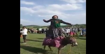Ovakav ples još niste vidjeli: Baka objasnila kako se održava ravnoteža! (VIDEO)