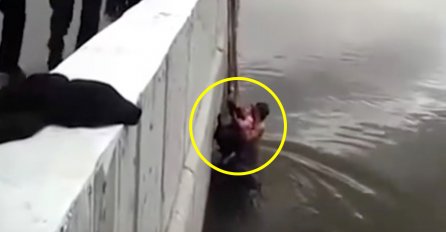 Nije mogao spasiti kćerke koje su se utapale, ali onda se pojavio mladić niotkuda i uradio nešto nezamislivo! (FOTO, VIDEO)