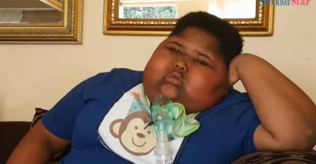 PRIJETI MU SMRT: Desetogodišnjak je stalno gladan, ima preko 90 kg, jede čak i toaletni papir (VIDEO)