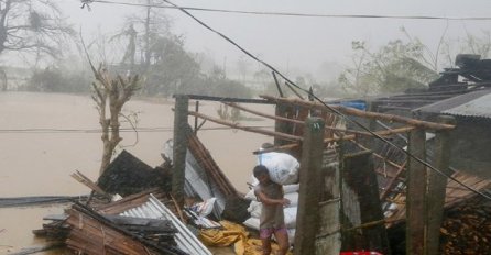 STANOVNIŠTVO U PANICI: Stiže snažna oluja koja može sve da ih zbriše (FOTO)