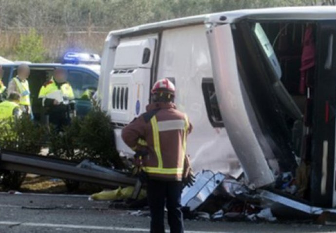 Čulo se samo "Ljudi, kočnice su otkazale - držite se!" Onda je počeo PAKAO: Ispovijest putnice iz prevrnutog autobusa kod Valjeva