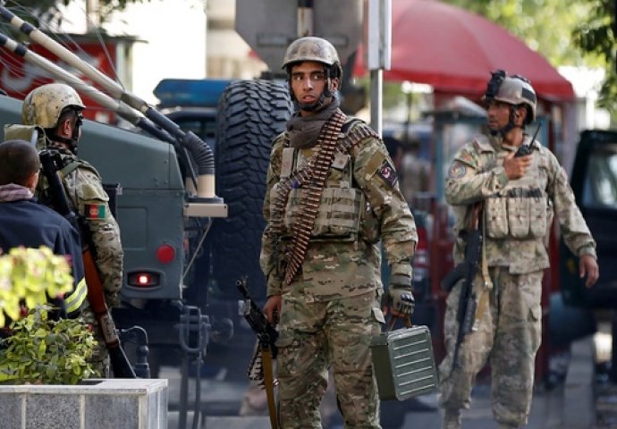 NAKON ČETIRI SATA PUCNJAVE: U napadu na Iračku ambasadu u Kabulu poginula dva službenika!