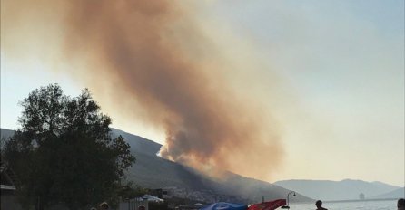 PONOVO POŽARI U CRNOJ GORI: Vjetar razbuktava vatru na nepristupačnom terenu! 